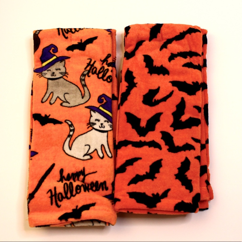 2-Sets: Happy Halloween Kitchen Towels:2-Flying Bats & 2 Kitties & Bats